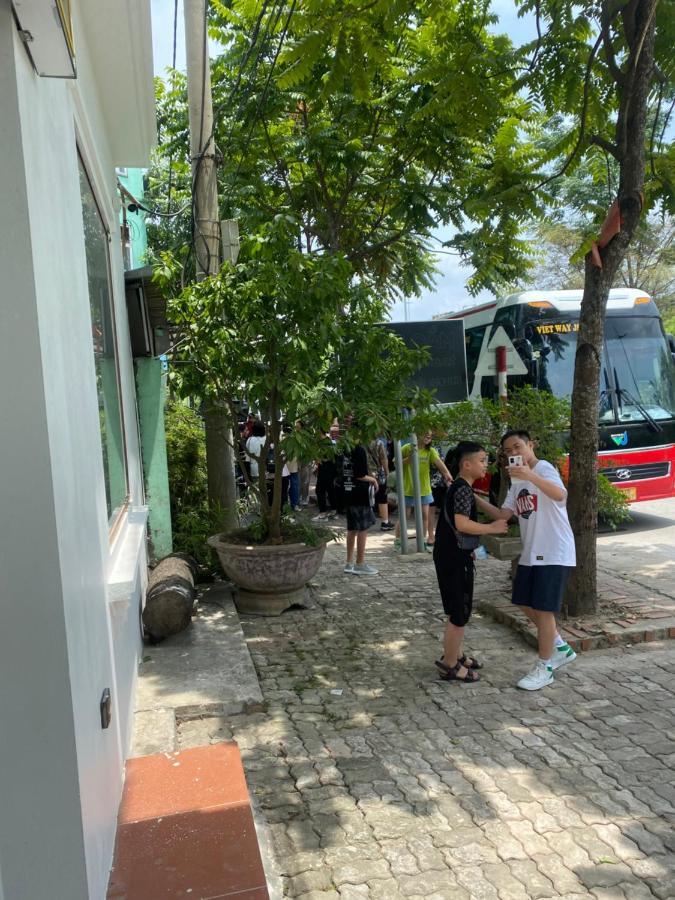 Hanoi Airport Suites Hostel & Travel Exterior photo